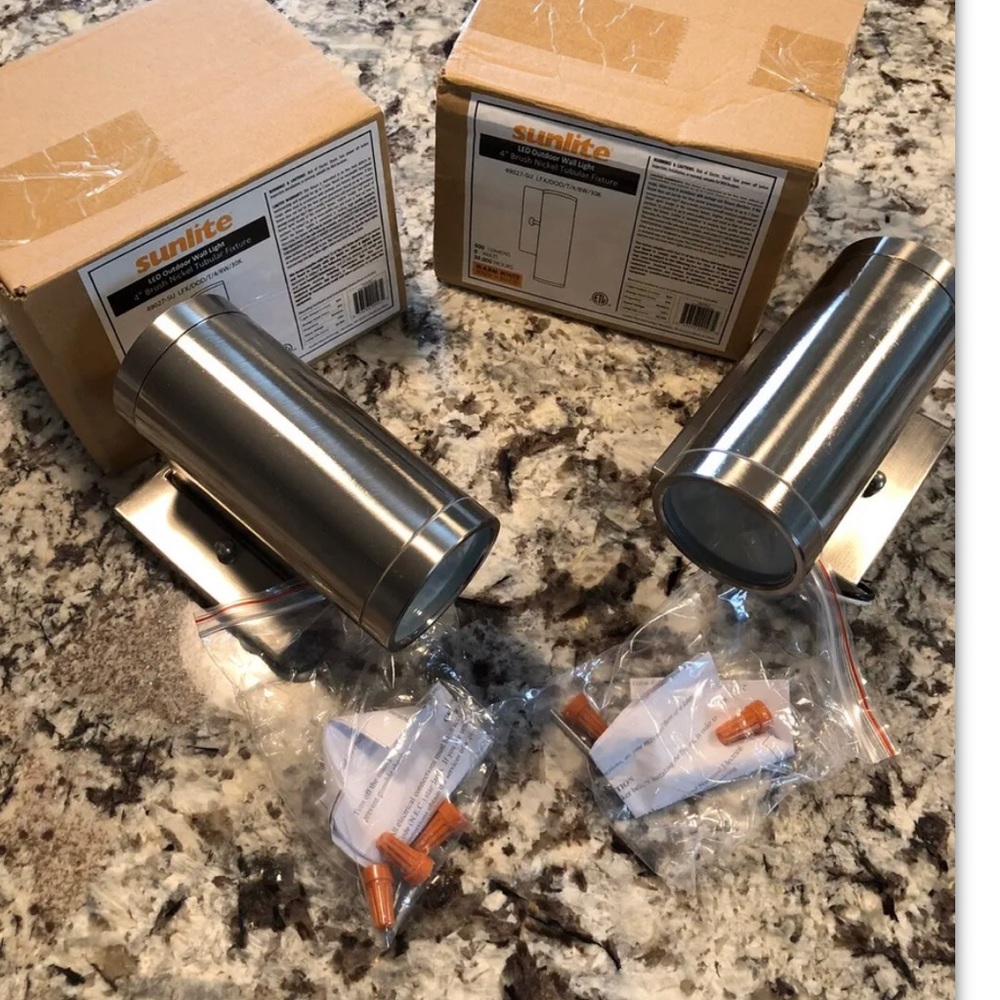 Sunlite 6” Wall Mounted Outdoor Lights (2). New